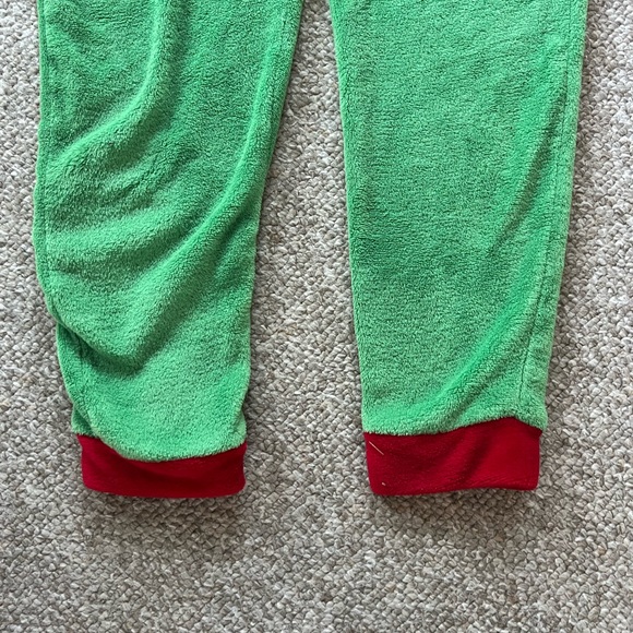 Women’s Large PJ Essentials Zippered Green Onesie With Hood Outlined In Red - Picture 2 of 8